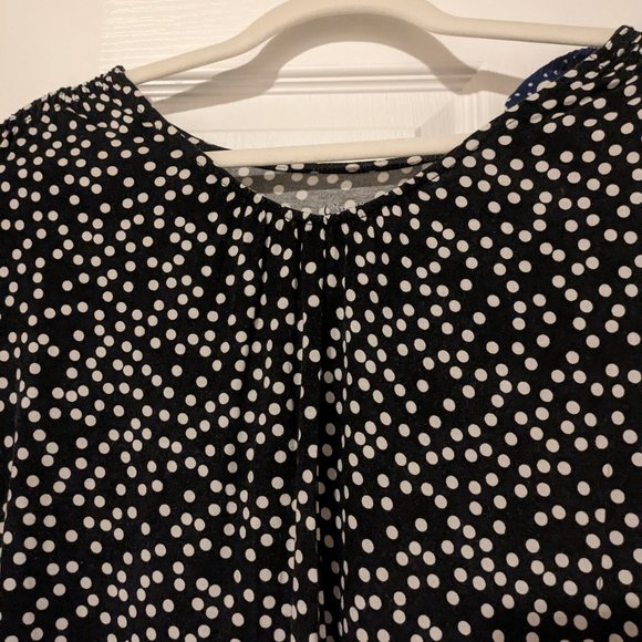 Pair of Croft & Barrow Shirts - Picture 3 of 4